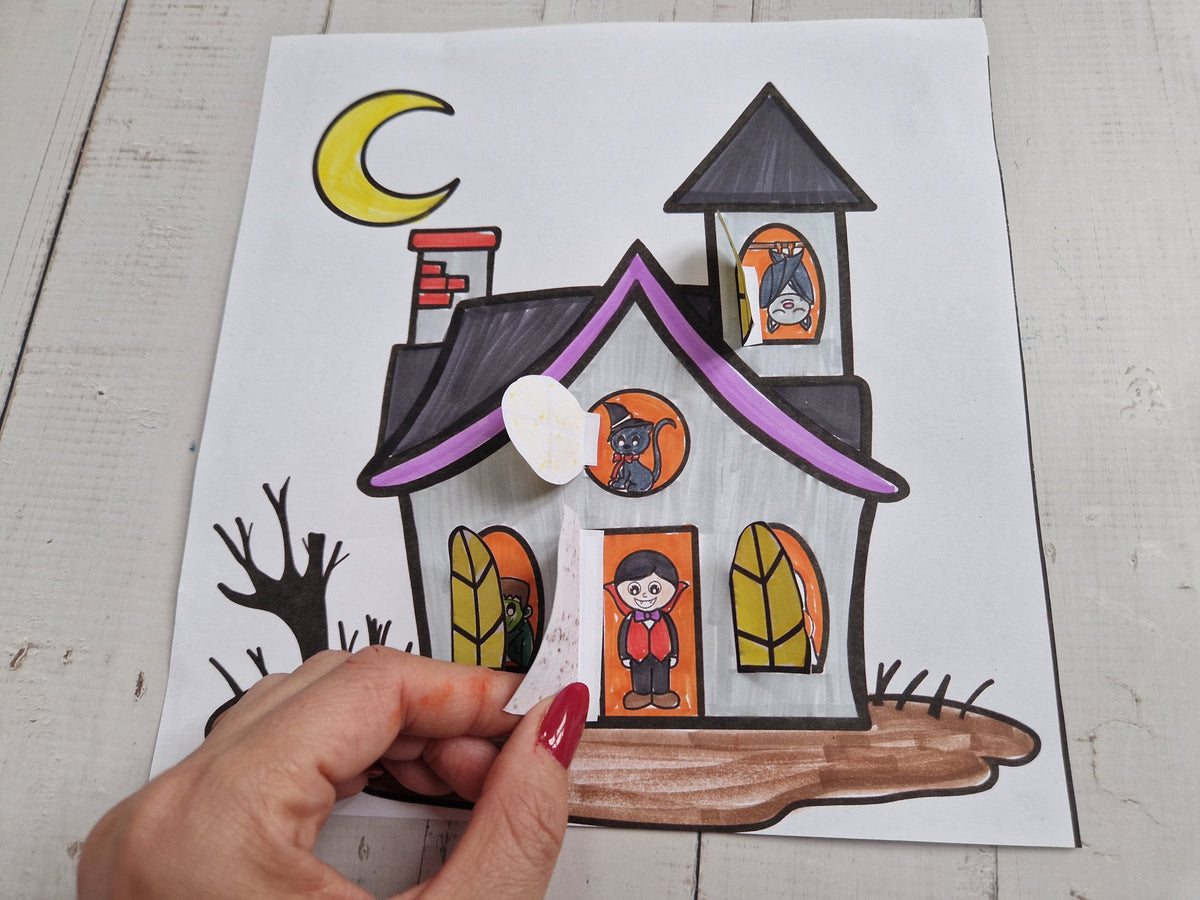 Haunted house with opening door – printable Halloween paper craft template